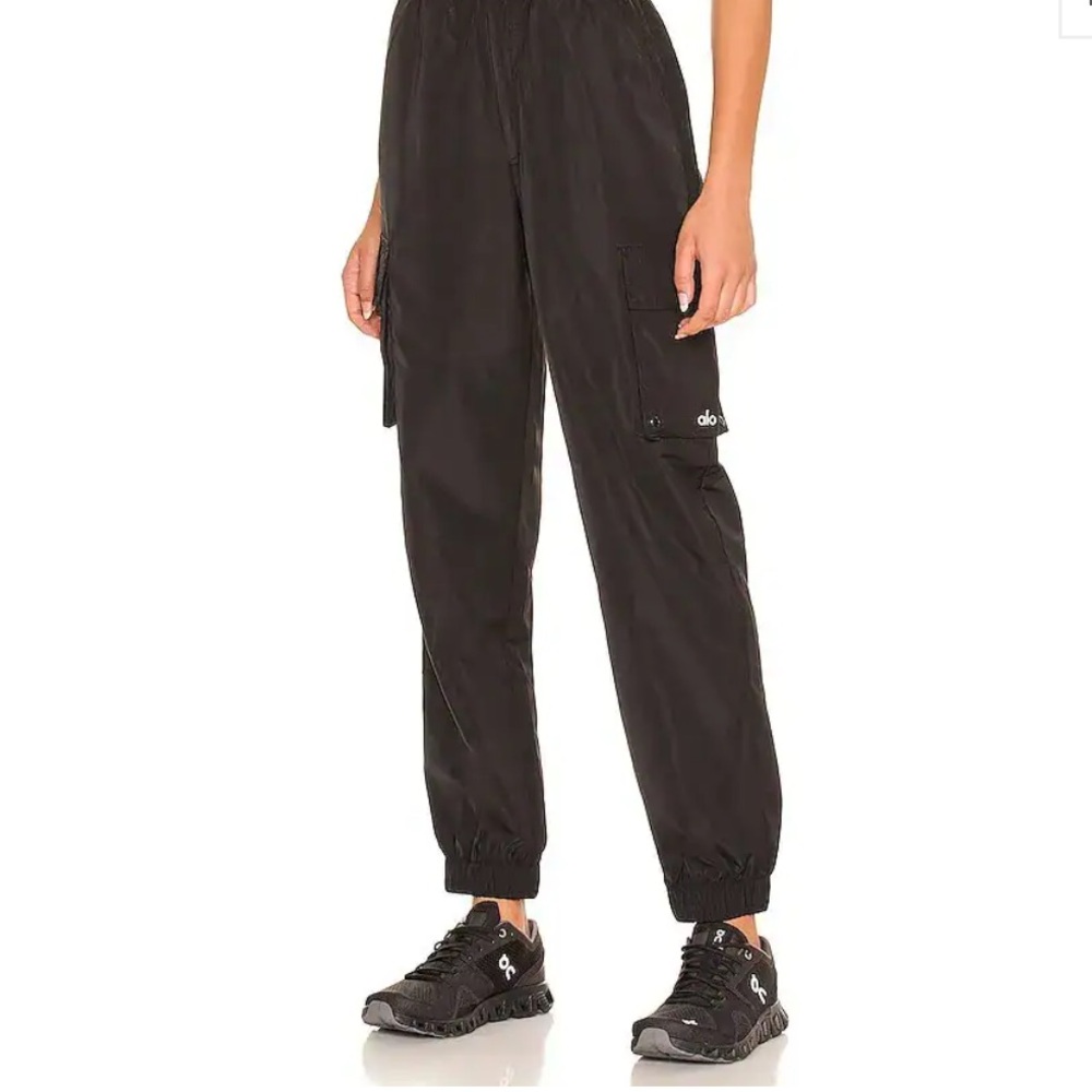 Alo - It Girl Pants - Black - NEW Without tag